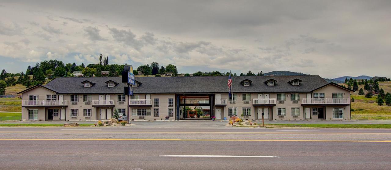 Days Inn & Suites By Wyndham Lolo Exteriér fotografie